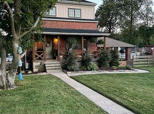 2211 Riverside Dr, Essex, MD 21221