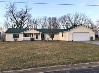 1398 E Dove Ln, Milford, IN 46542
