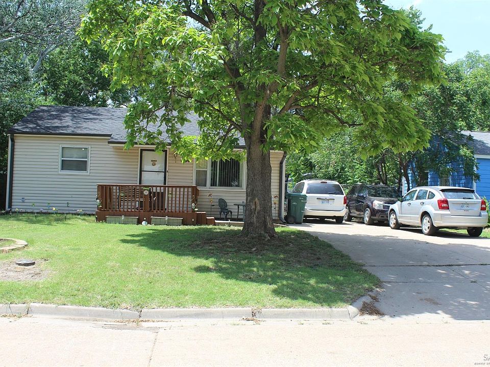 1st image of 860 Choctaw Ave
