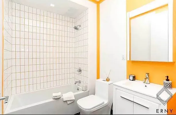 Rented by ERNY LLC | media 25