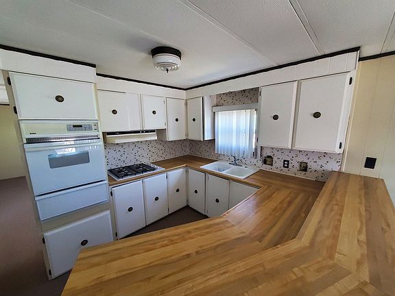 4th image of 1340 Country Rd #66
