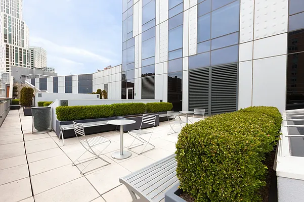 Rented by MNS | media 27