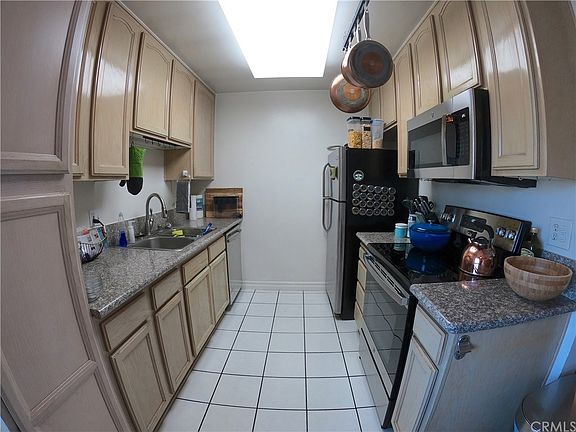 4th image of 8710 Belford Ave APT 210