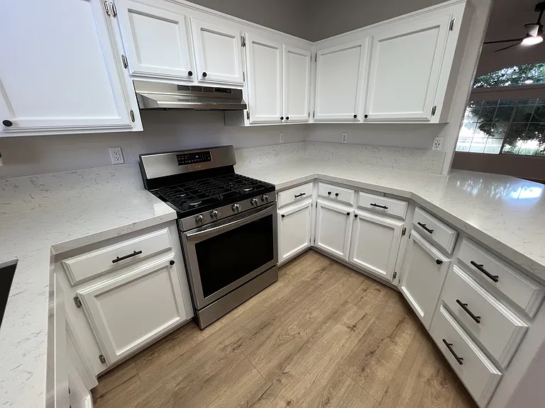 10821 Tivoli Ct — Photo 8