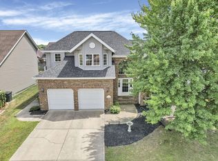 349 Chatham Rd, Circleville, OH 43113