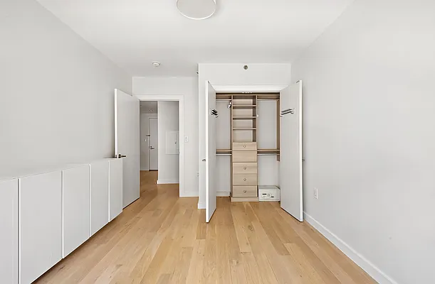 Rented by Compass | media 17