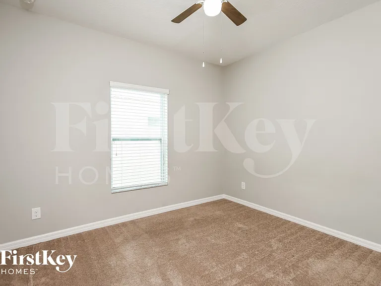 4748 Rockvale Dr — Photo 13