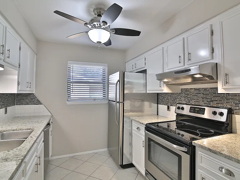5417 Castle Rd — Photo 7