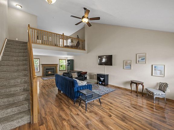 3rd image of 8567 Old Field Birch Dr