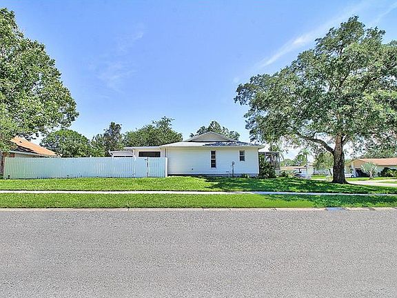 4th image of 2097 Swan Ln