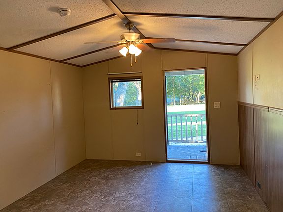 3rd image of 1180 County Road 315