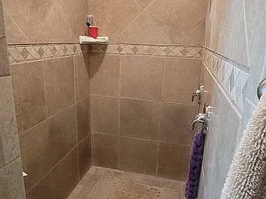 809 Park Hill Ave — Photo 2