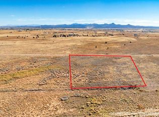 3252 W Limestone Dr, Paulden, AZ 86334