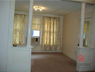 2nd image of 407 W Franklin St