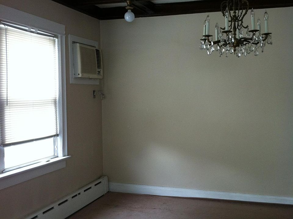 1st image of 288 Grant Ave Floor 2