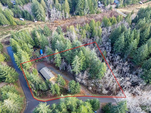 2nd image of 150 N Beaver Drive