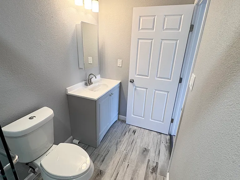 1736 Ransom Ter — Photo 17