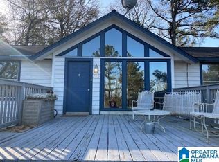 295 Retreat Ln, Columbiana, AL 35051