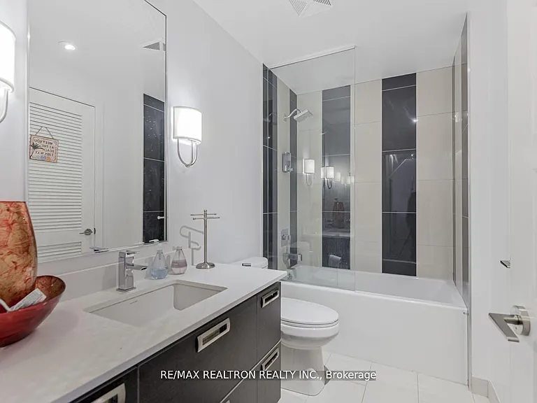 301 Sea Ray Ave #C210 — Photo 19