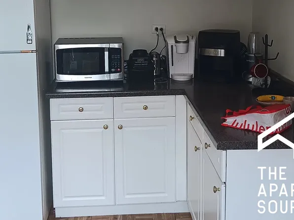 312 Lee St APT 1, Evanston, IL 60202