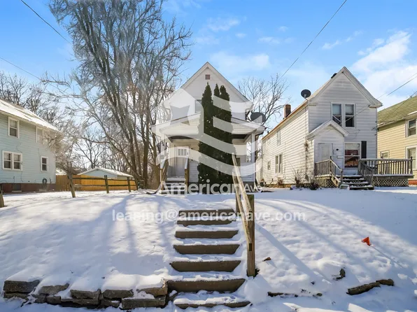 204 E Thrush Ave, Peoria, IL 61603