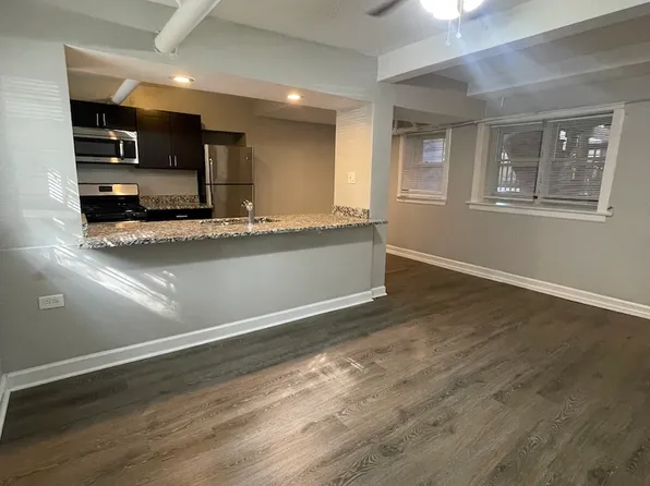 2700 N Sacramento Ave, Chicago, IL 60647