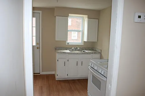 6901 Walnut St Photo 1