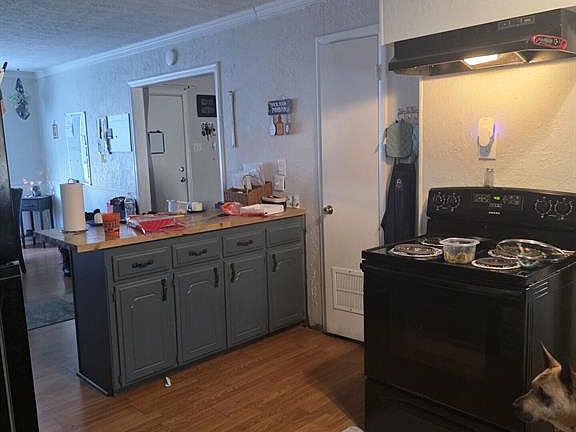 5th image of 1316 S 12th St