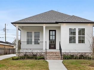 406 Genet Dr, Arabi, LA 70032