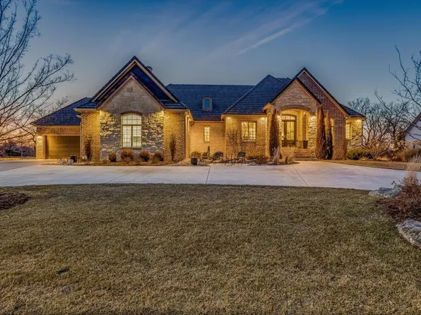 15611 E Rockhill Ct, Wichita, KS 67230