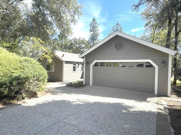 19046 Lake Forest Dr