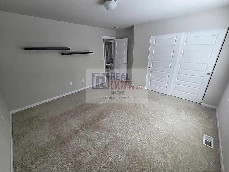 3966 Campus Willows Loop NE — Photo 16