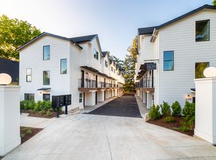 6399 E Burnside St, Portland, OR 97215