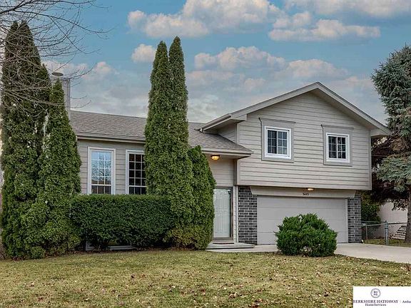 2nd image of 3403 Lookingglass Dr