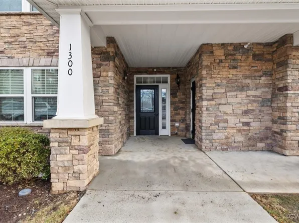 1300 Westwood Village Ln Unit 302, Midlothian, VA 23114