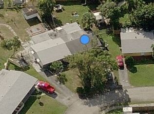 6256 SW 20th St, North Lauderdale, FL 33068