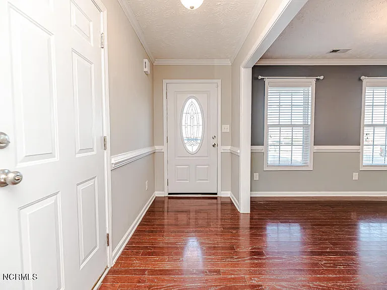 151 Ivy Stone Dr — Photo 5