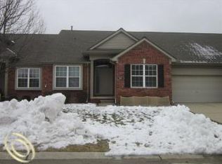 5530 Victory Cir, Sterling Heights, MI 48310