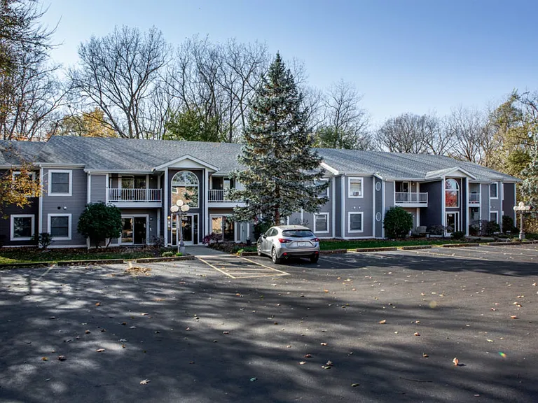 Fox Village Apartment Homes — Photo 20
