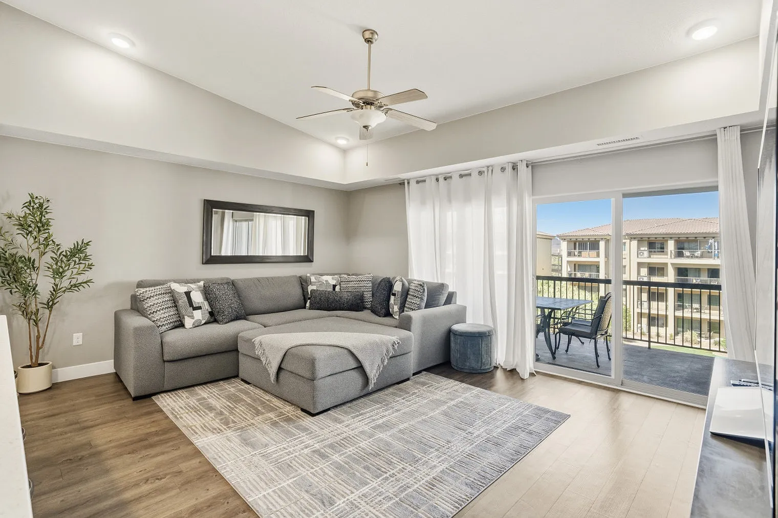 3 bed, 3.0 bath, $3,270 — Photo 1