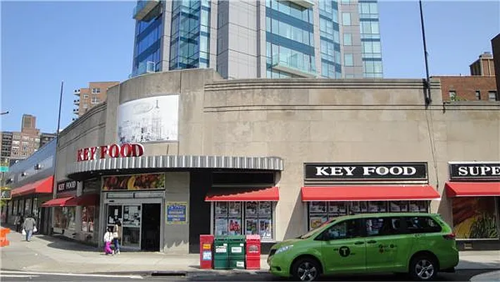 Sold by Inoue Realty | media 28