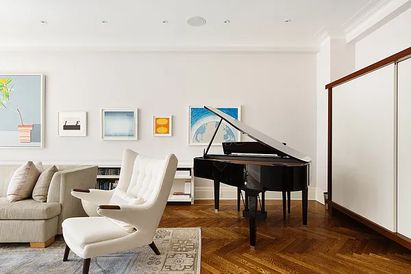 Sold by Compass | media 2