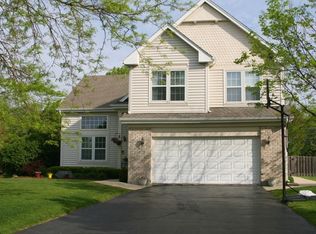 1127 Pearlman Dr, Lake Zurich, IL 60047