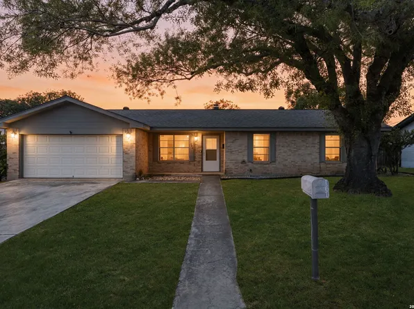 160 STEPHANIE DR, Kerrville, TX 78028