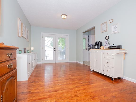 3rd image of 3029 Crossbow Ln