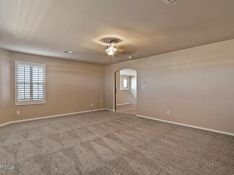 3921 Desert Dunes Dr — Photo 32