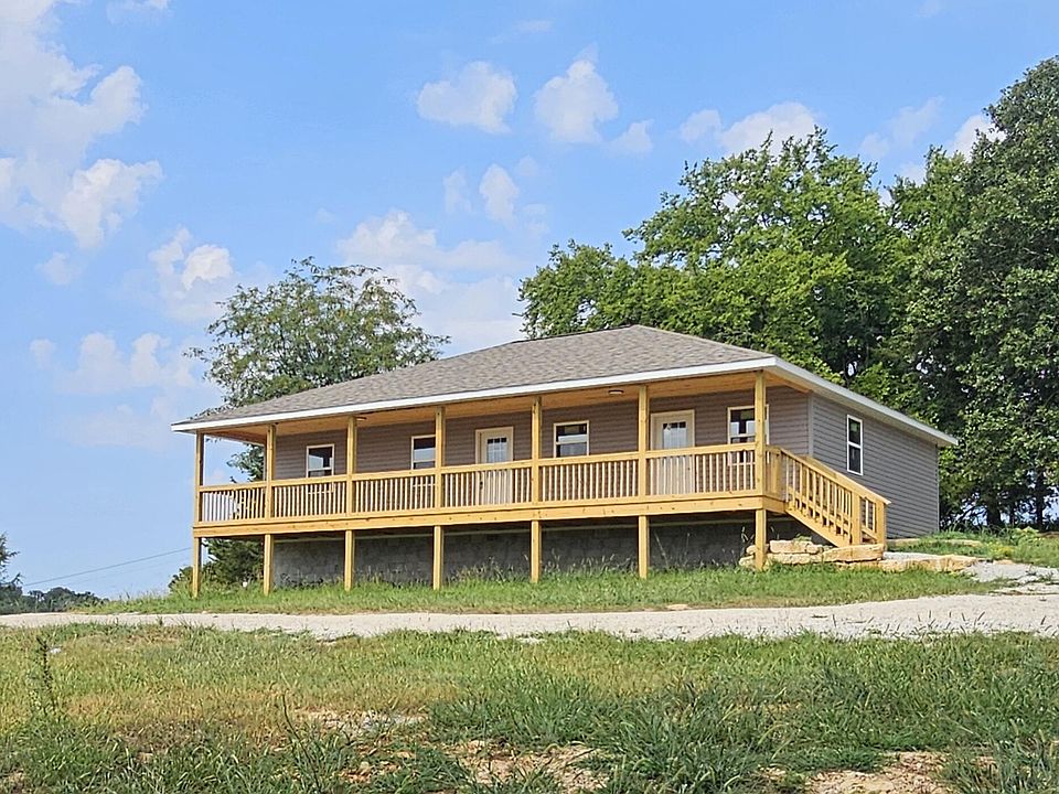1st image of 256 Foxden Drive
