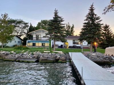 818 N Lake Dr, Watertown, SD, 57201