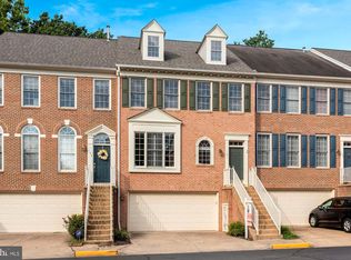 141 Roland Ct SW, Vienna, VA 22180