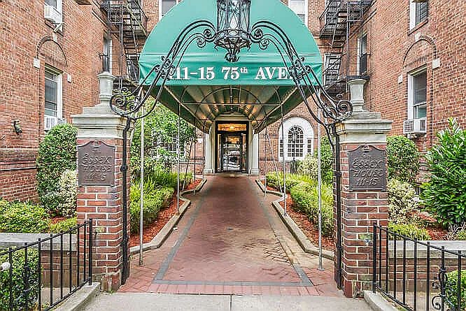 1st image of 11115 75th Ave APT 2N